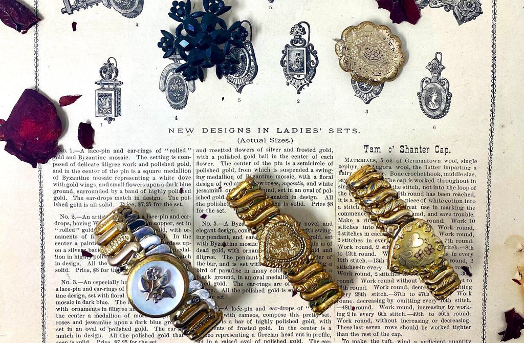 Victorian Trend Highlight: Collecting Sweetheart Bracelets & Its Intriguing History
